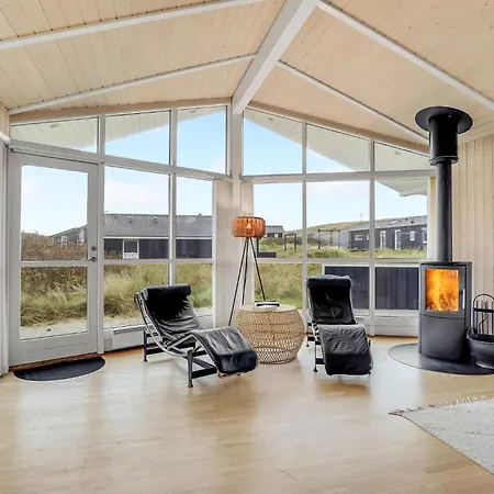 Semesterbostad Nice Home In Hvide Sande With Sauna *
