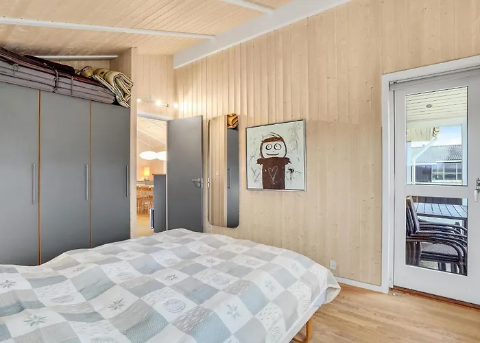 Semesterbostad Mettes Bjerg Vi